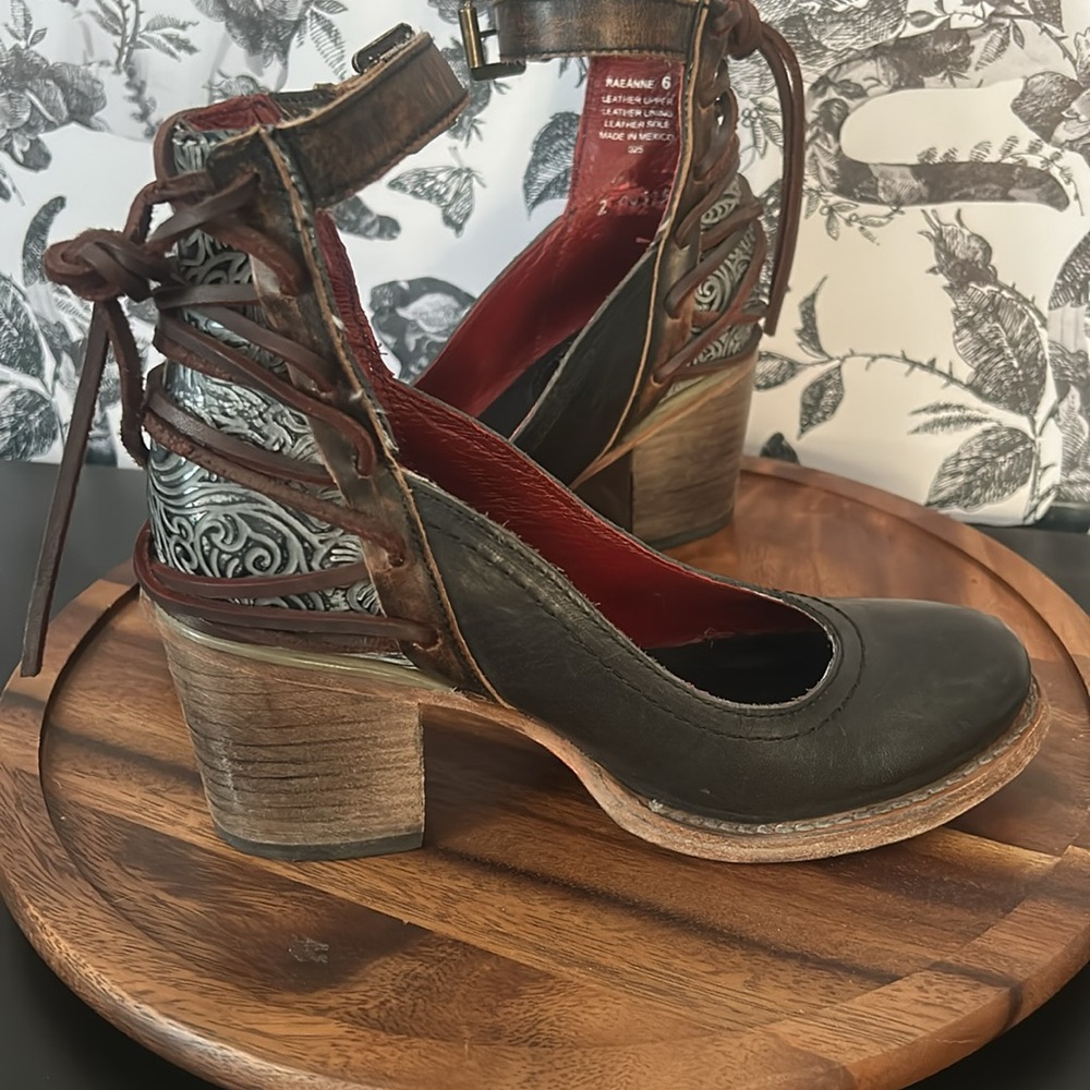 FREEBIRD RAEANNE SIZE 6 - Picture 5 of 11